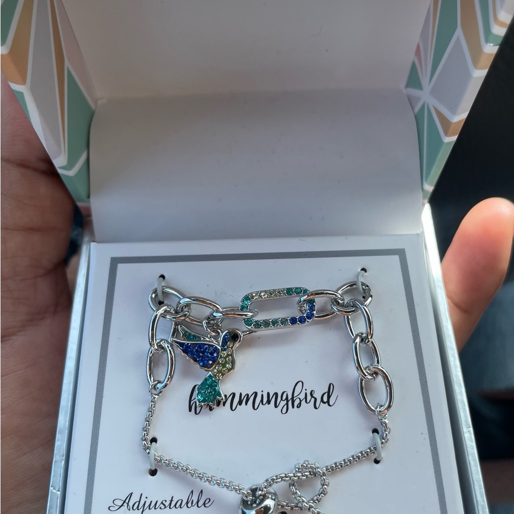 Hummingbird adjustable bracelet - Picture 3 of 3